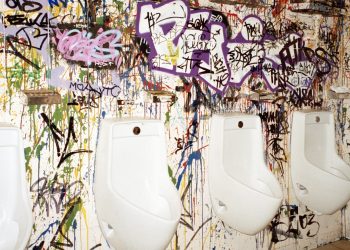 Nyilvános vécék és a koronavírus terjedése – cikkajánló: index.hu