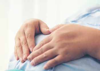 Hosszú vajúdás a televíziós sztár életében – cikkajánló: www.kiskegyed.hu