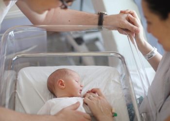 Történelmi mélyponton a születések száma Magyarországon – cikkajánló: femina.hu