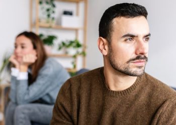 Megcsalás dilemmái: valljuk be vagy sem? – cikkajánló: www.kiskegyed.hu